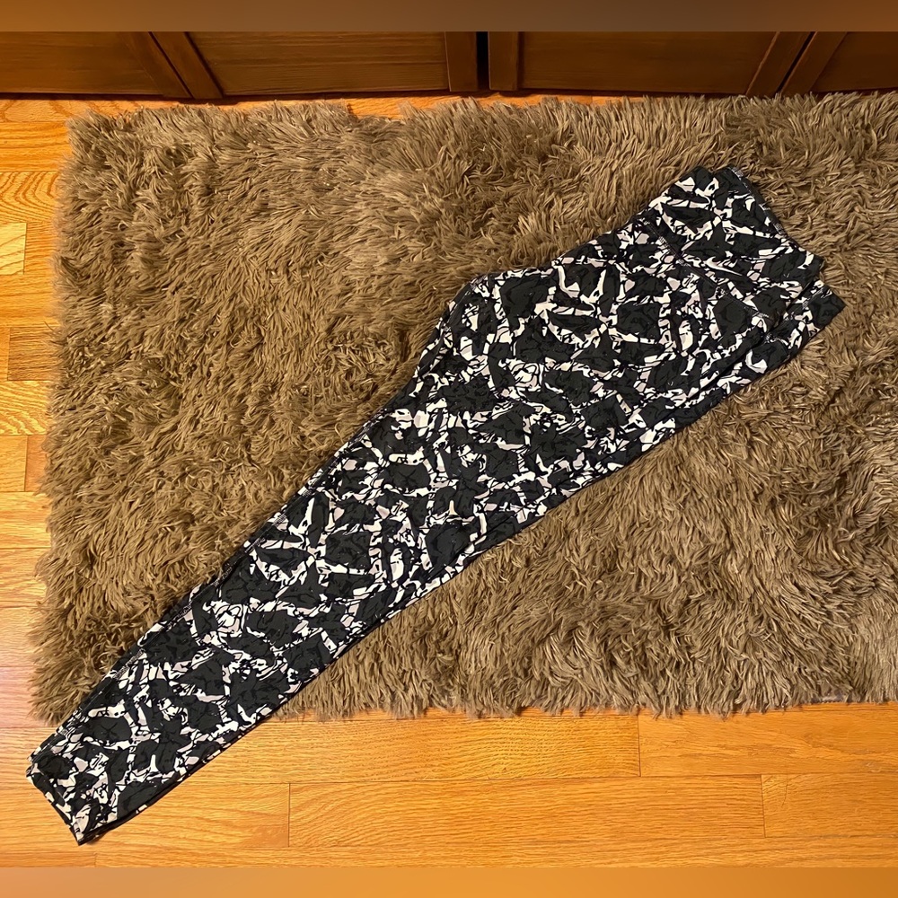 Nike Pro Patterned leggings
